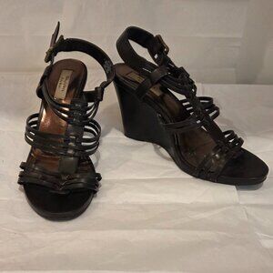 Simply Vera Wang Strappy Wedge, Brown, 8M